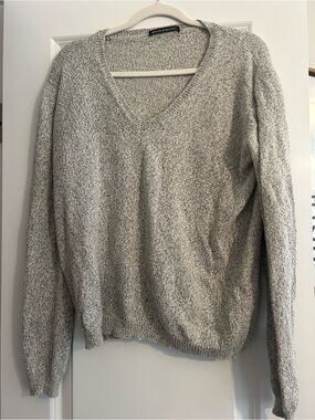 Brandy Melville V-Neck Women’s Sweater heather Gray